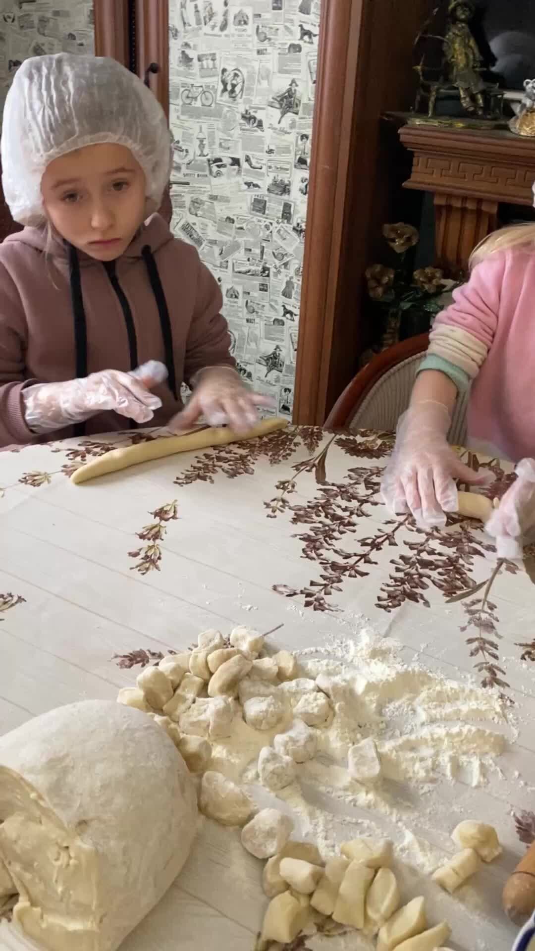 хроники 1 песня. Valkyria chronicles 3. песня из кинофильма главный калибр. хроники 1 песня. хроники одной любви ирина эльба.