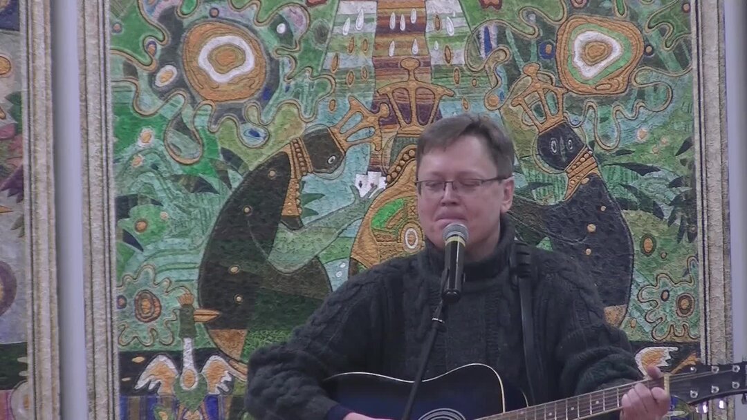 Натюрморт с гитарой. Ноты. Вечерняя песня город над вольной невой. Слова романса вечерний звон. Вечер старинного русского романса.