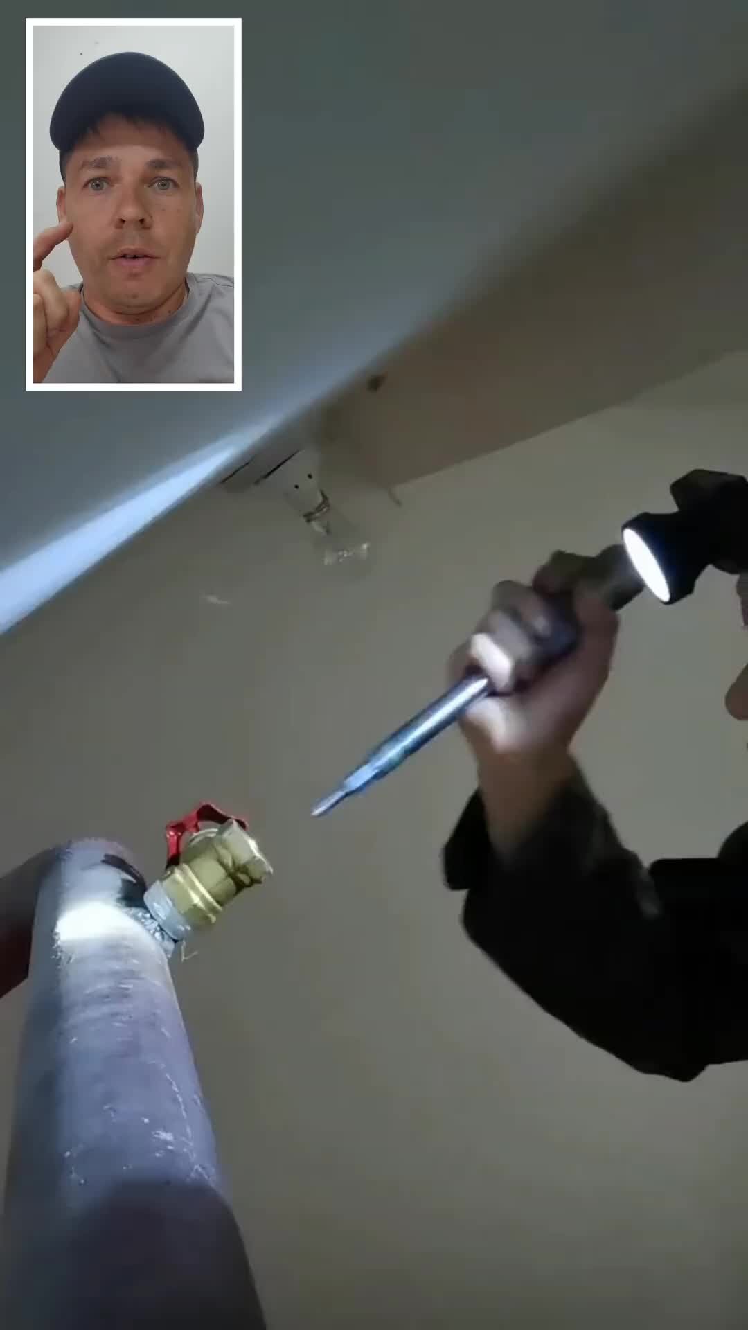 Сантехника вызывали? | Врезка кранов под давлением | Дзен
