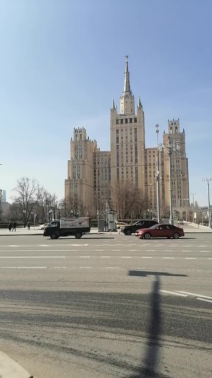 Взгляд женщины | Сталинская высотка на Кудринской площади, это жилой дом  возведенный в Москве в 1948-1954годах. | Дзен