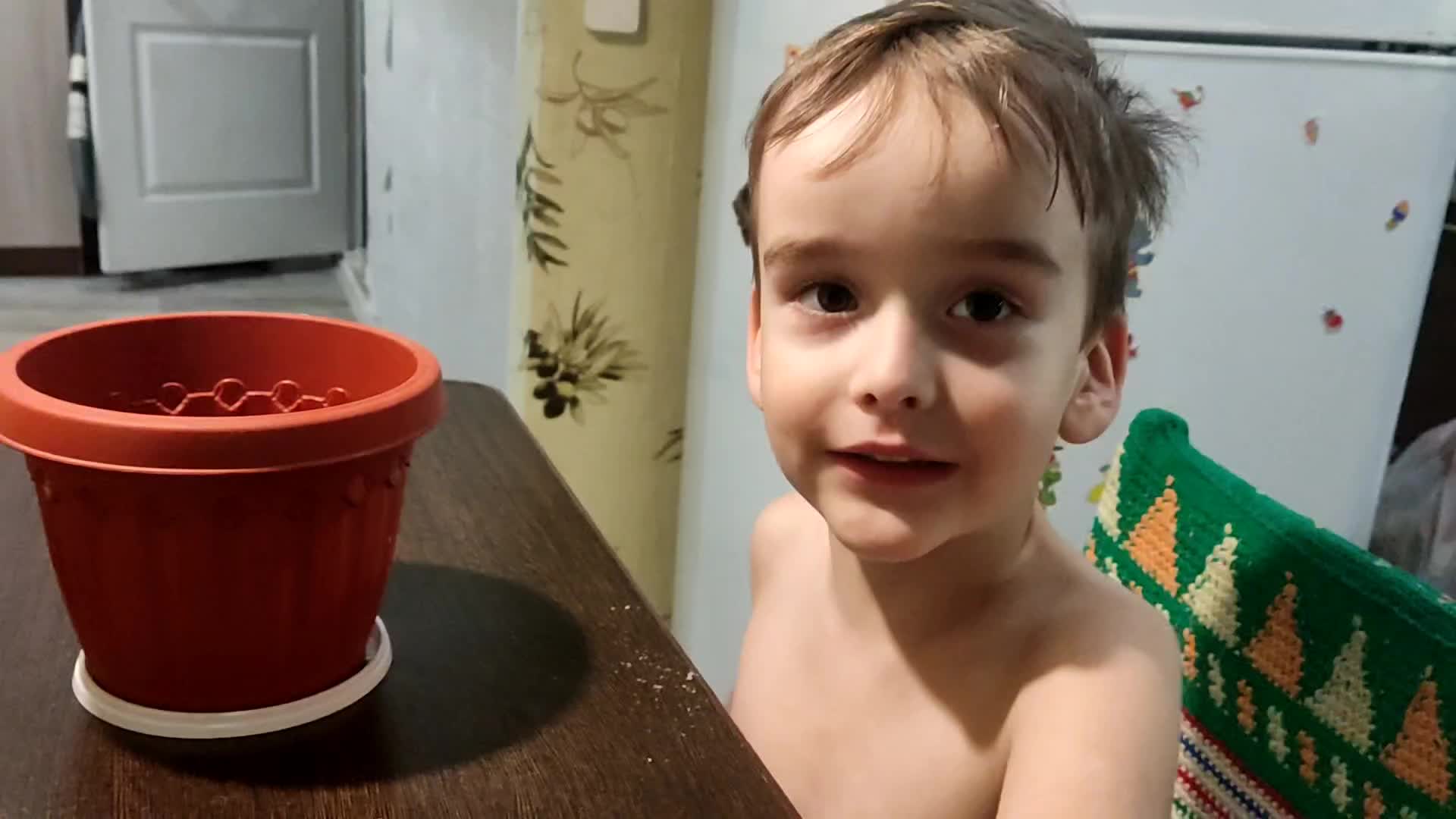 Дцп лайф. Дцп лайф жизнь необычной семьи. Семья с дцп лена и саша. Дцп лайф сашка на полусогнутых. Дцп лайф сашка на полусогнутых.