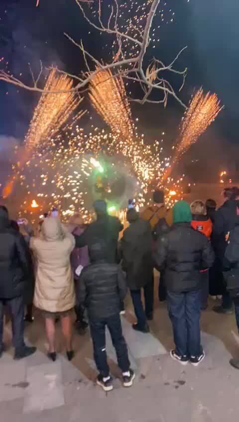 голубой огонек 2020. новогодний концерт на первом. мария ситтель голубой огонек 2022. гузеева новогодний огонек 2022. голубой огонёкарбокайте 2021.