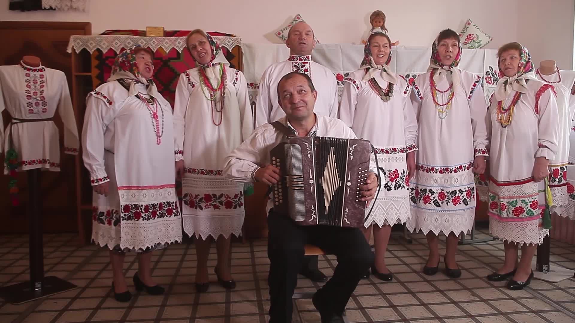 Выбор одного слова из нескольких. Выбор одного слова из нескольких