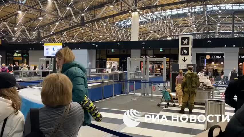 Досмотр в шереметьево. Досмотр в шереметьево