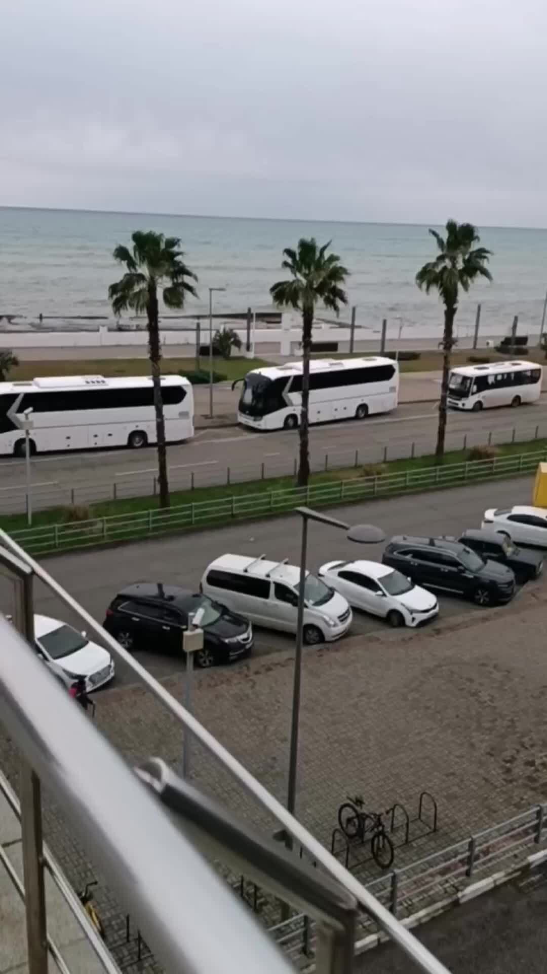 сочи адлер улица просвещения. гостиница сириус сочи. апарт-отель имеретинский морской квартал. жилье в адлере 2024 году. улица медовая адлер.