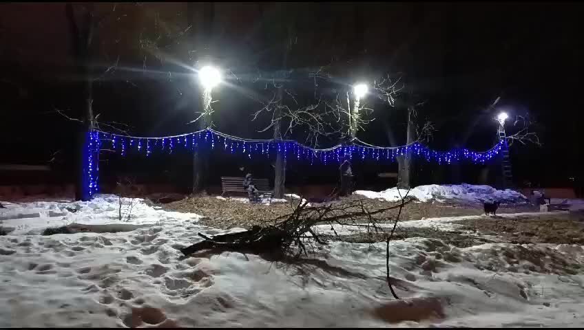 Украсить детскую площадку к новому году