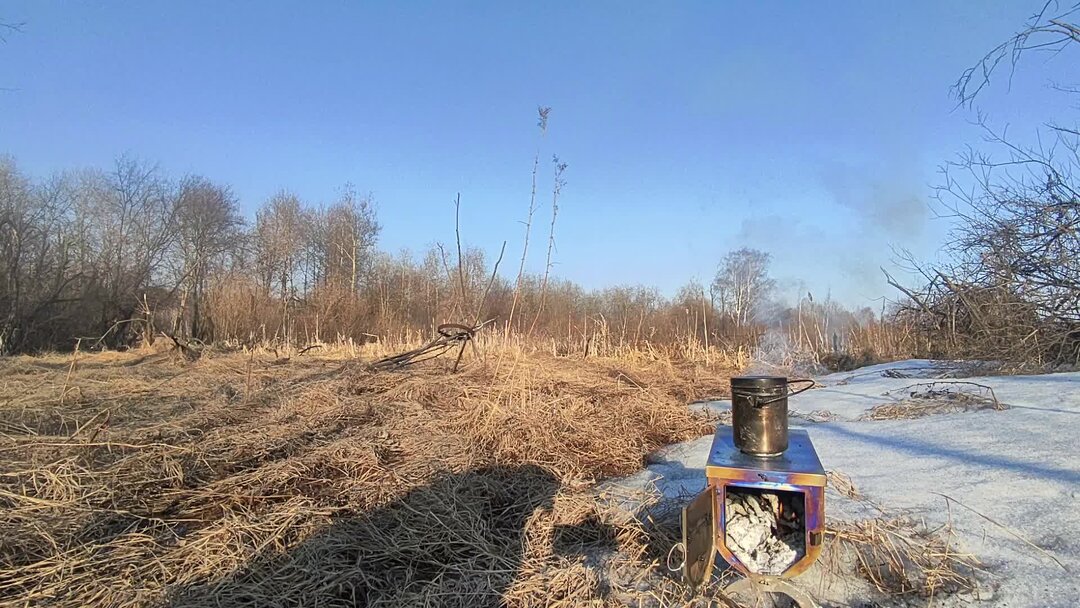 пекари-кондитеры на вахте. уборщик на кухне. польская пекарня. женщина в пекарне. грузчик хлеба.