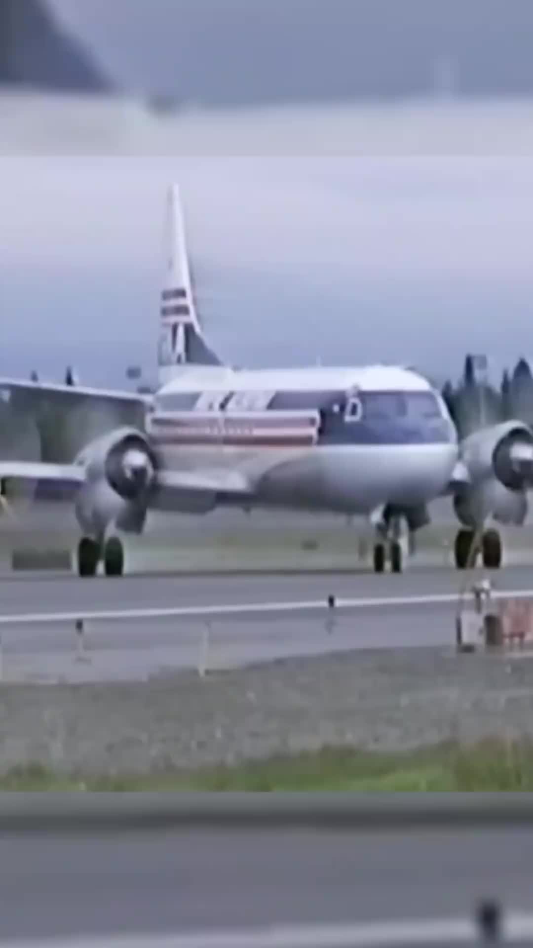 Идем на взлет песня. Фото идущего на взлет. Гуф на взлет текст. Концерт взлет. Слова песни серёга санин.