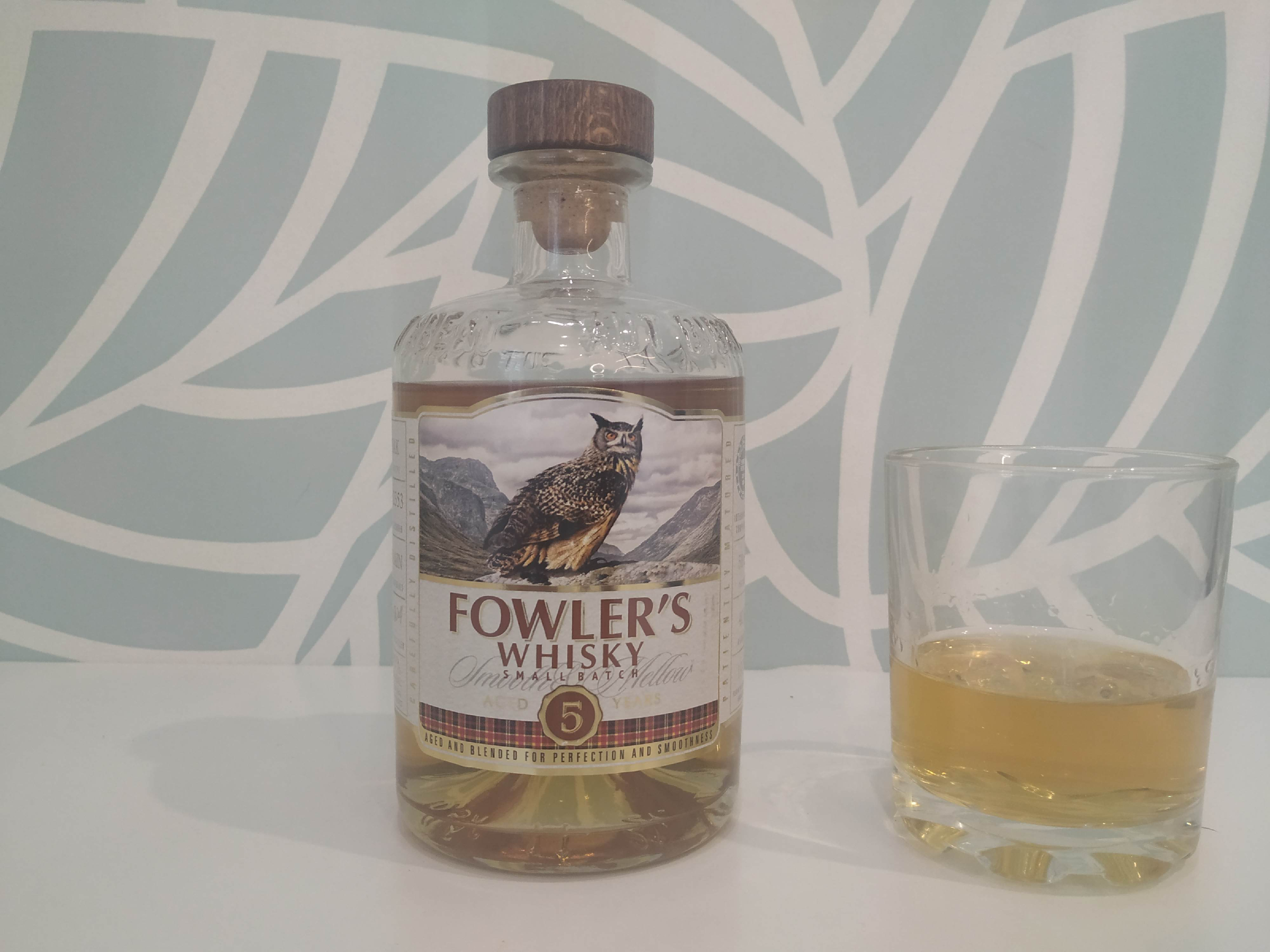 Фоулерс 0.5. Виски зерновой Ладога Fowler's. Fowlers виски. Fowlers виски вкусы. Виски зерновой Ладога Fowler's с апельсином.