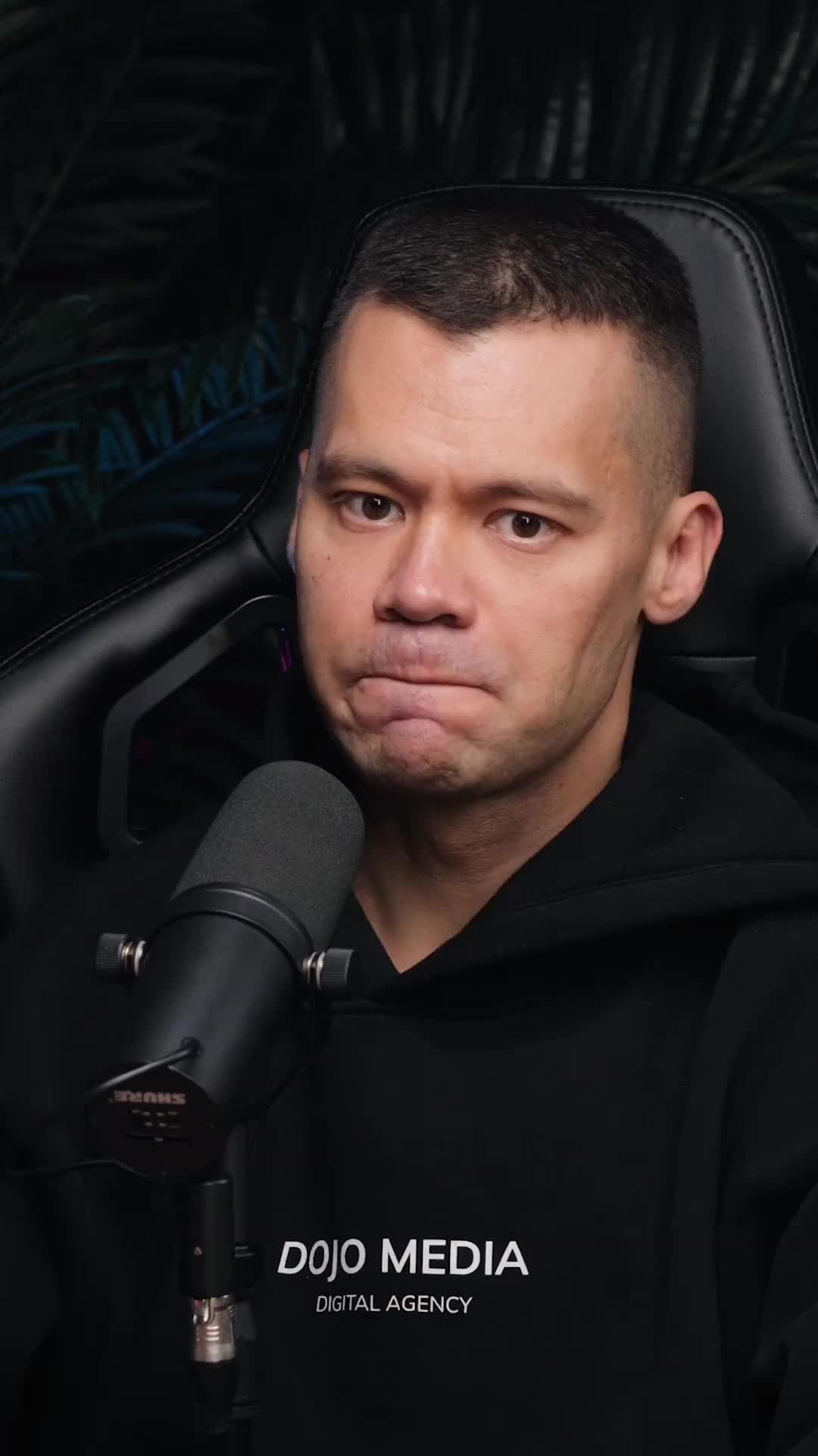 Замени слово забавно. Интересные слова. Проблема приключение. Необычные смешные слова. Замена слова классный.