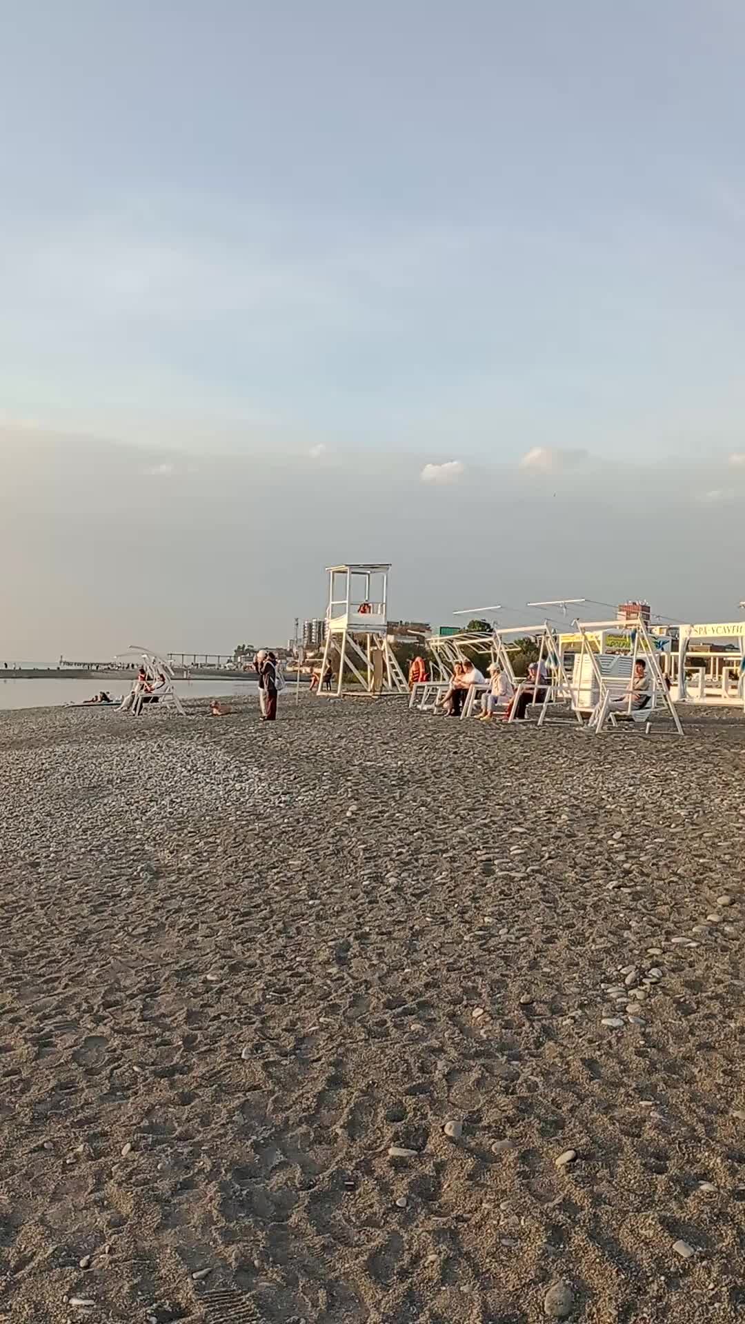 Пляж сочифорния адлер