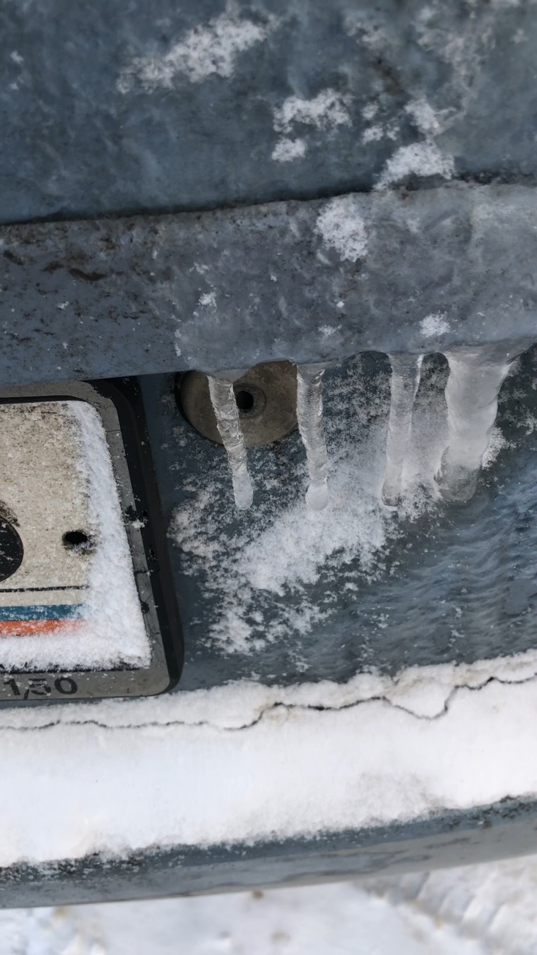 смазка замков двери авто. чтобы замки не замерзали в машине что делать. замерзает замок в гараже. отмораживает замки. чем смазать гаражный замок от замерзания.