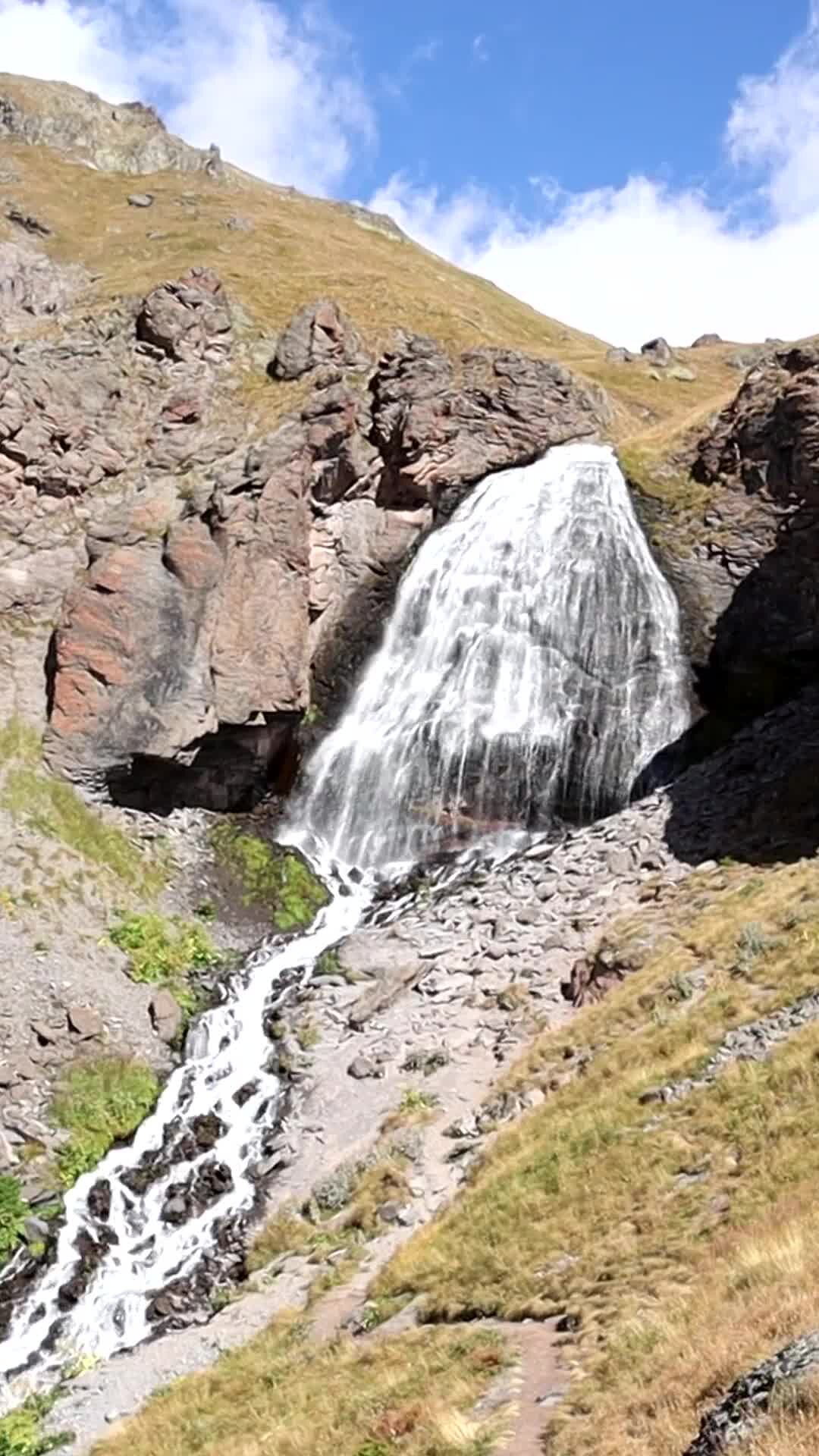 Водопад девичьи косы Кабардино Балкария