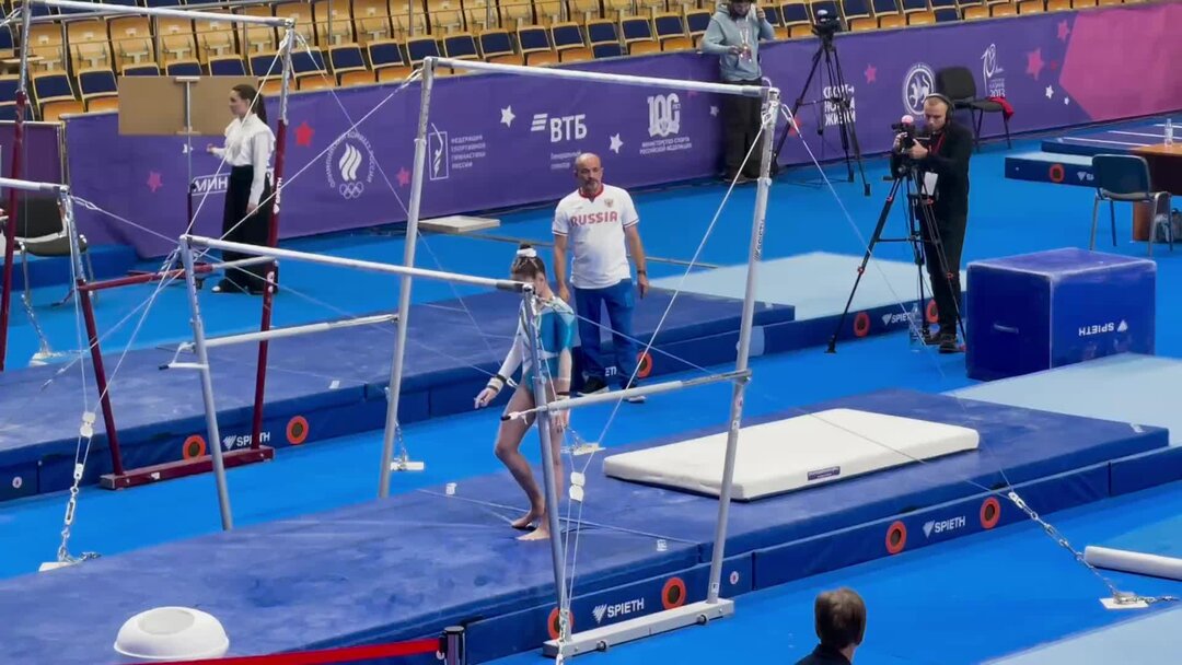 Сандра Избаса опорный прыжок