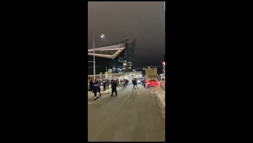 Массовая драка мигрантов у лахта центра