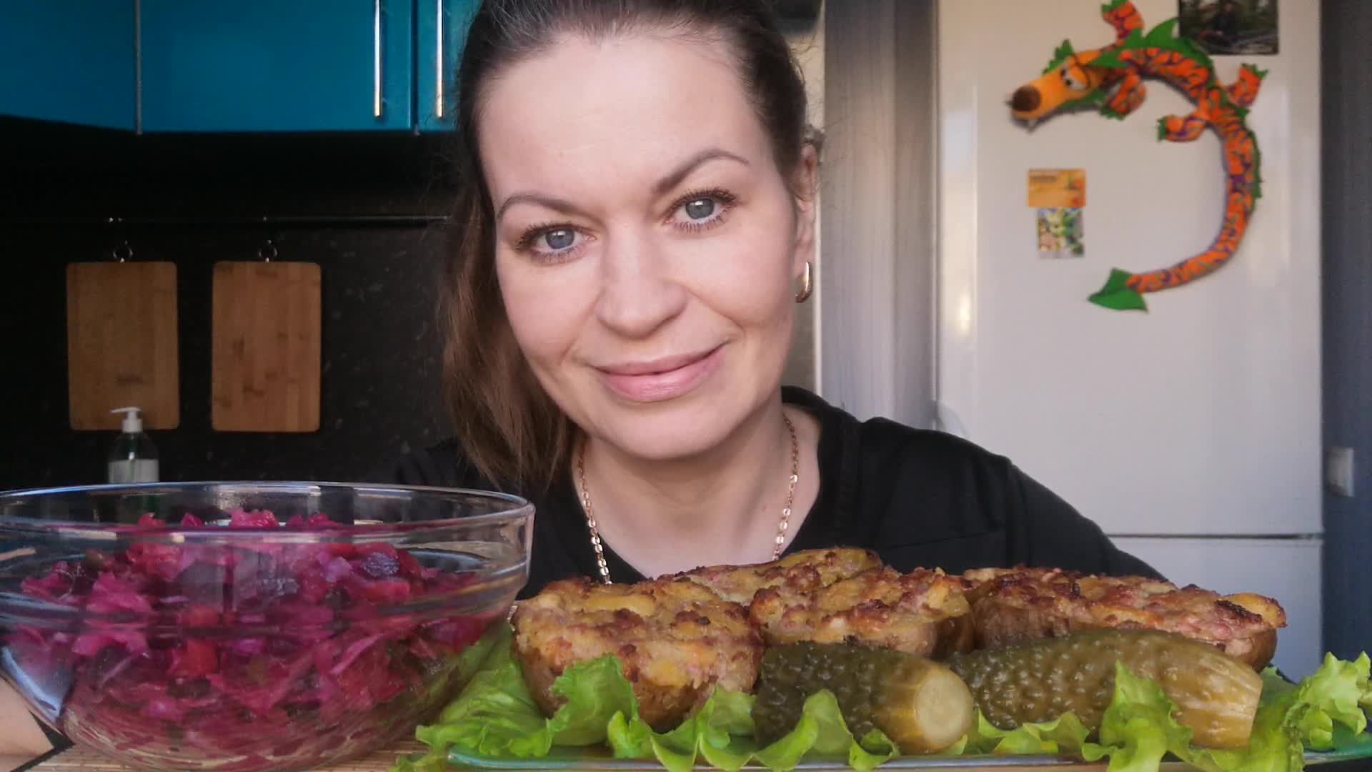 Кушать отправить. Кушать отправить