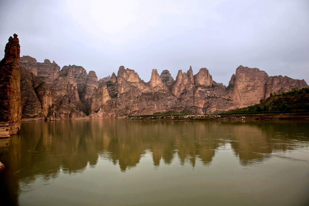 исток и устье реки янцзы. реки зарубежной азии список. крупнейшие речные азии. к какому бассейну относится хуанхэ. климатический пояс реки янцзы.