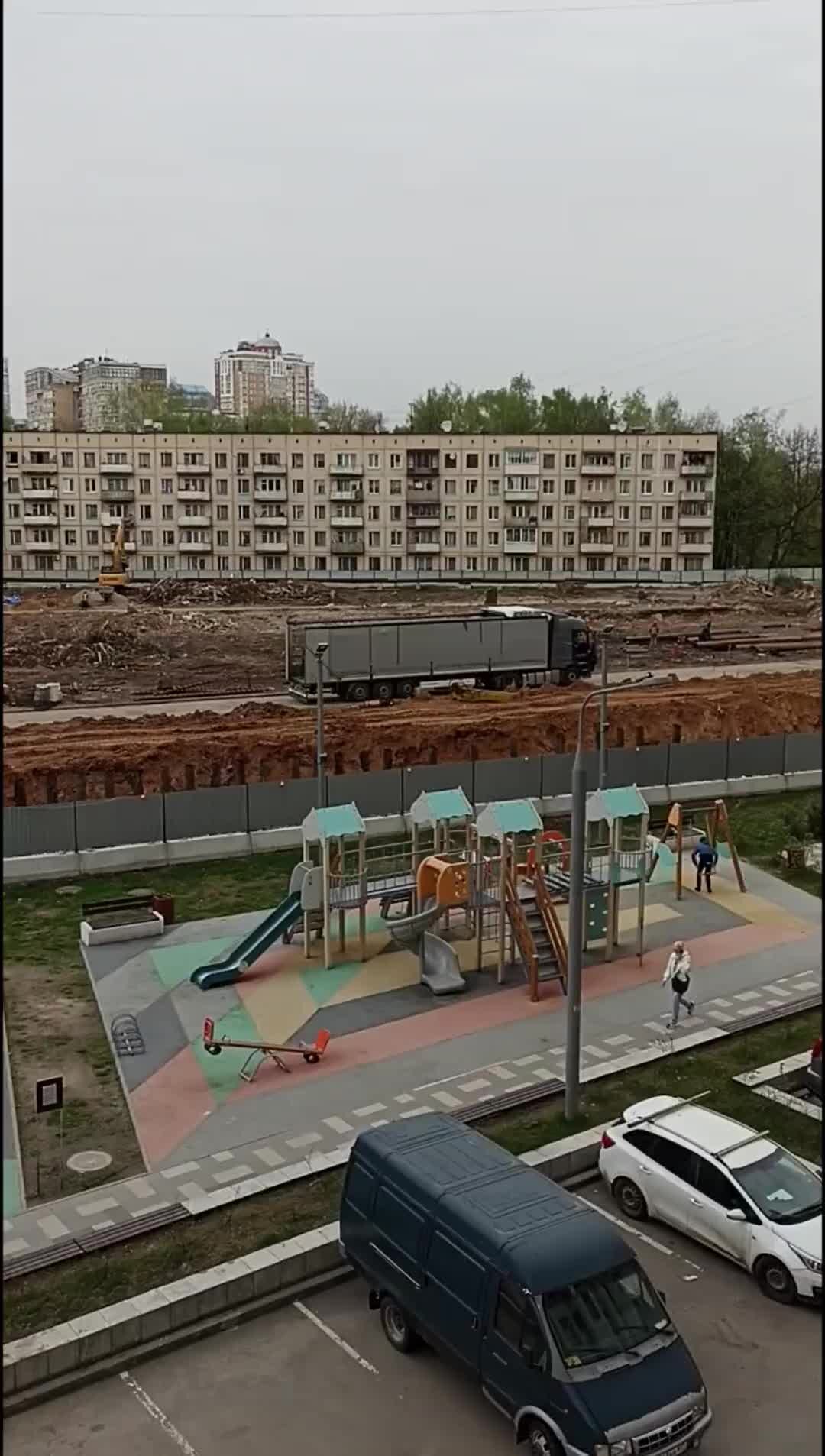 Толстяк из Москвы | Начало возведения нового дома по реновации | Дзен