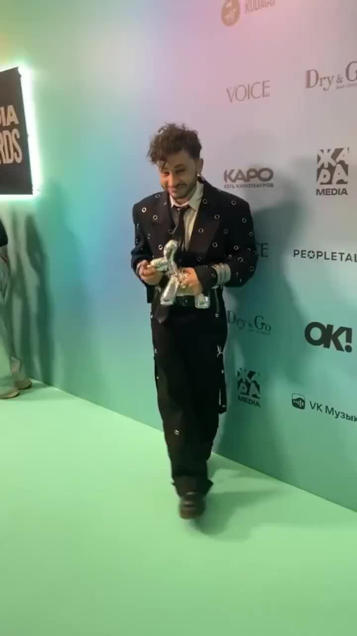 Limetime | Эльдар Джарахов на премии Жара Media Awards. 29 летнего ...