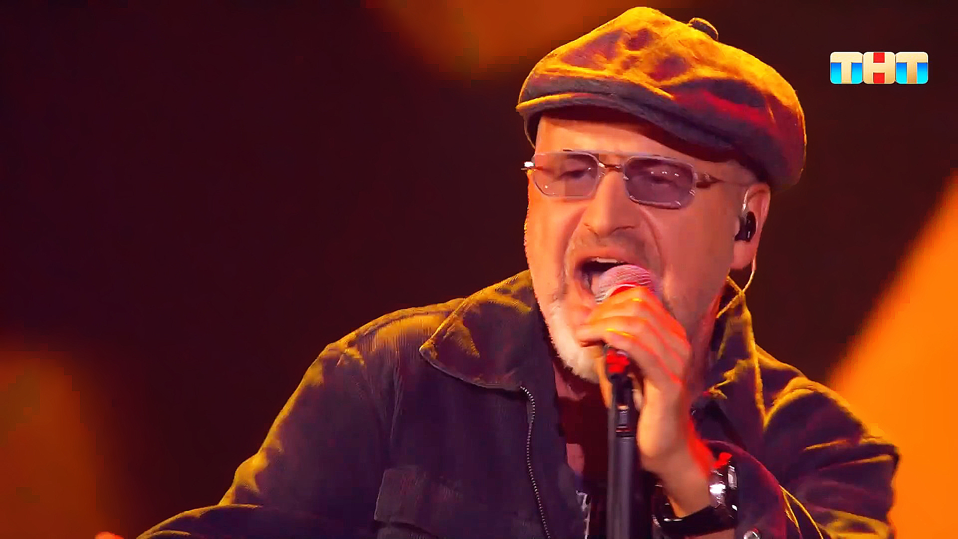 мегаспорт москва песня года. лариса долина 2022. лера кудрявцева новый год. филипп киркоров 2023. король сцены филипп киркоров.