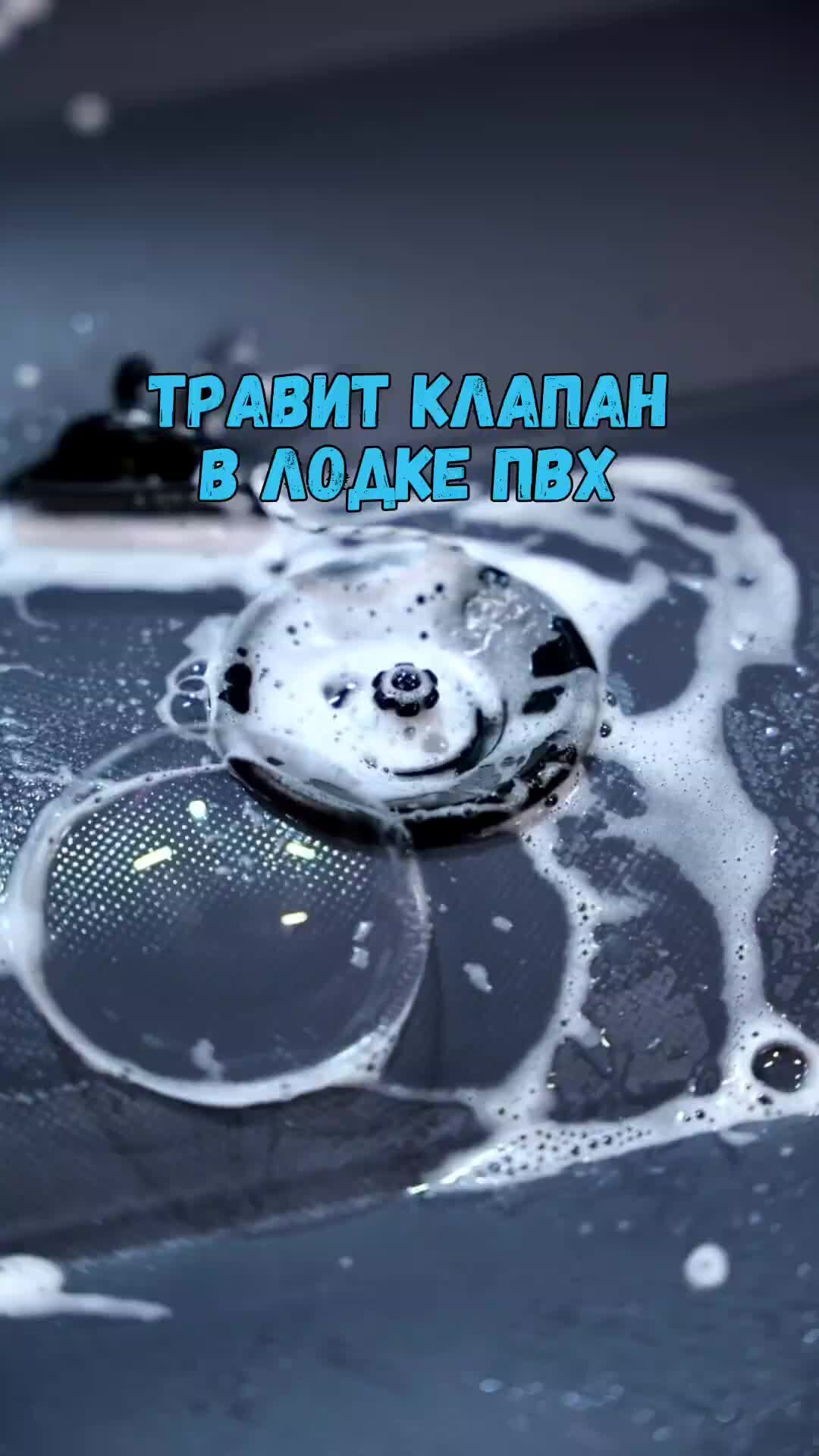 песня иволга в малиннике. в лодке колыхался над волнами девушка с распущенной. в лодке колыхался над волнами. пара в лодке. помню мальчик я босой в лодке колыхался над волнами слушать.