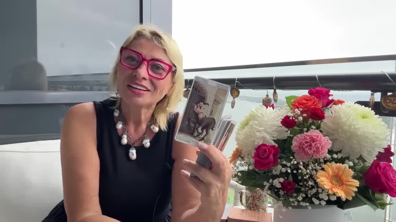 Расклад таро от анжелы перл. Гороскоп близнецы на февраль от анжелы перл. Ангелина перл близнецы. Анжела перл астролог. Анжела перл 2023.