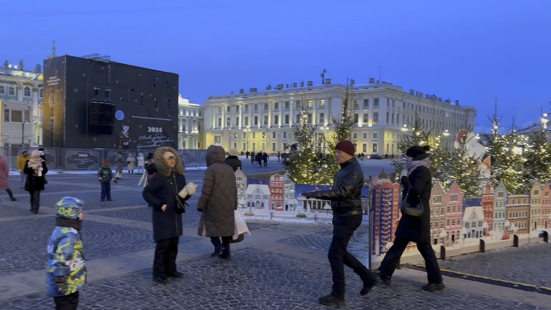 Куда сходить в санкт петербурге