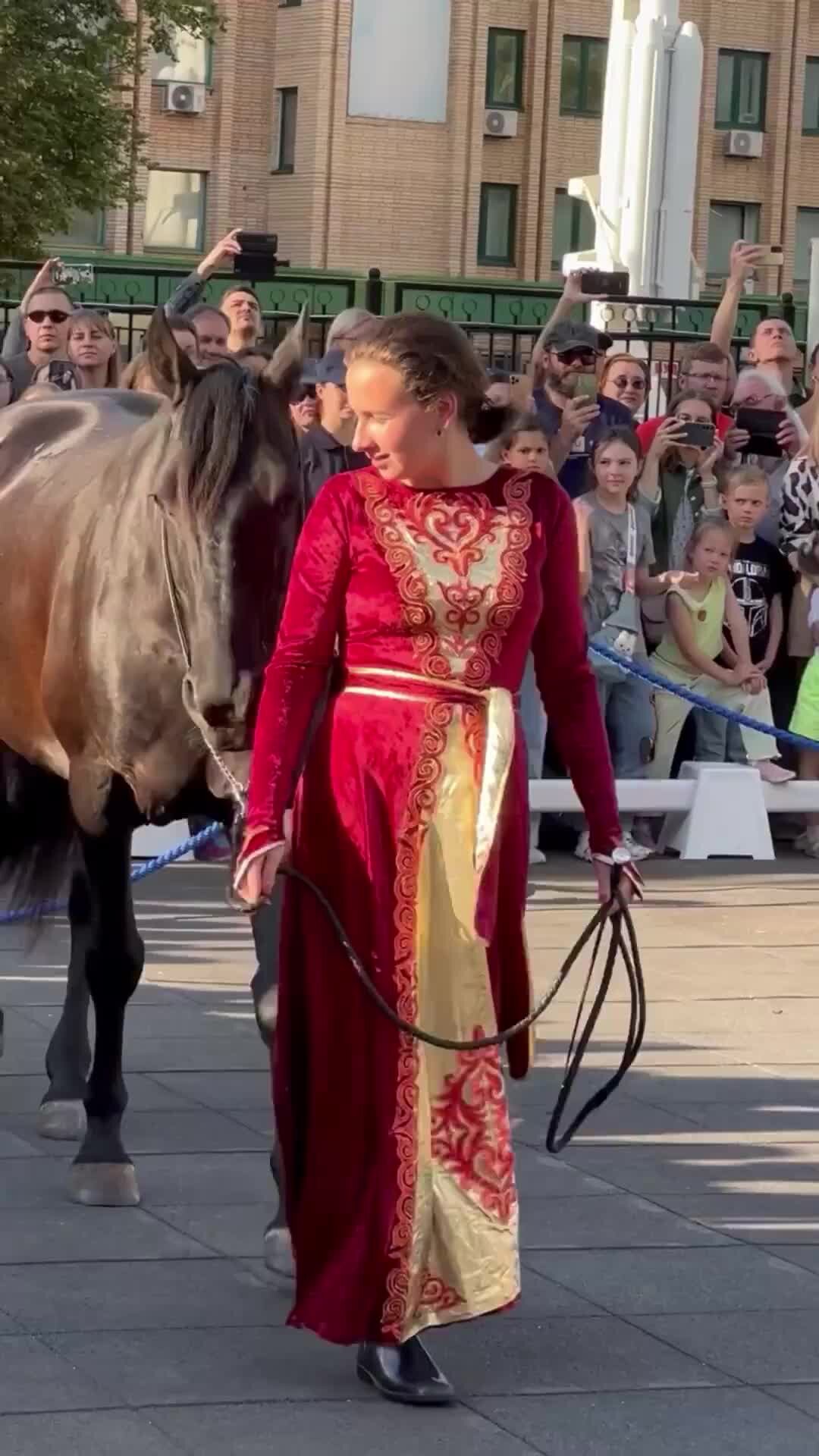 Замкадочная женщина/Дела конные | Карачаевский Каракёз на фестивале  национальных пород лошадей в парках Москвы #лошади | Дзен