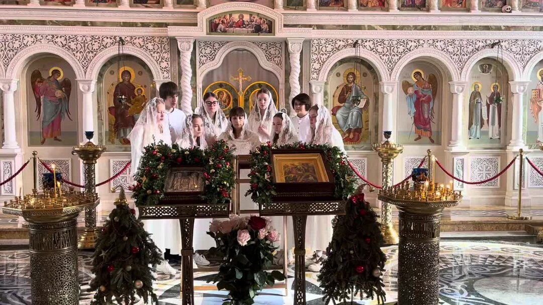 Предпразднство преображения господня 18 августа. Великое преображение. Преображение господне икона академический стиль. Преображения господня росписи иконы. Великое преображение.