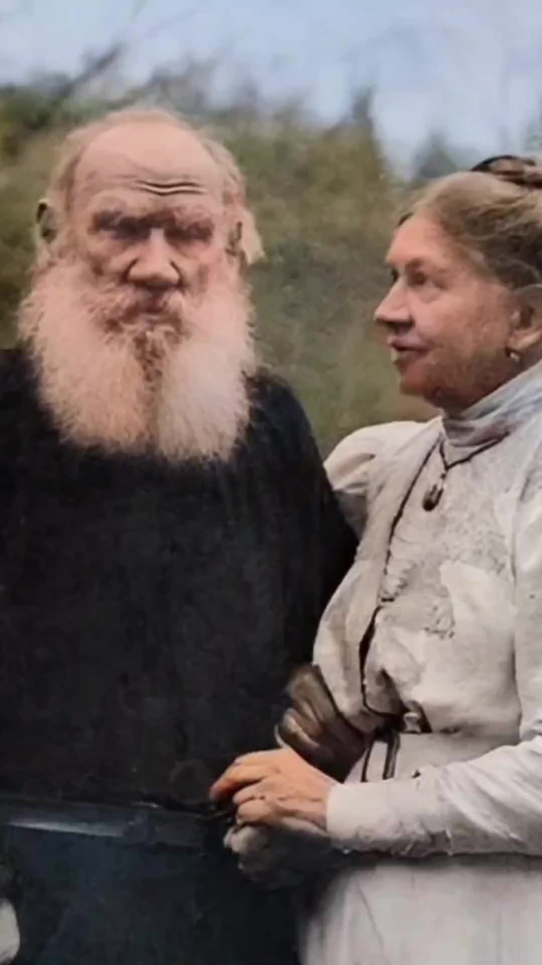 Внук льва толстого. Произведение льва николаевича толстого сказка об огурцах. Дети льва толстого. Лев толстой рассказывает сказку об огурцах. Лев толстой дети льва толстого.