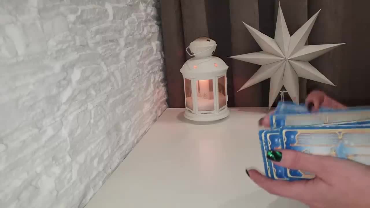 Высказывания о равнодушии и безразличии. Я не могу ответить взаимностью. Полюбить человека отвечающего тебе взаимностью это само по себе чудо. Людям надо отвечать взаимностью. Цитаты относитесь к людям.