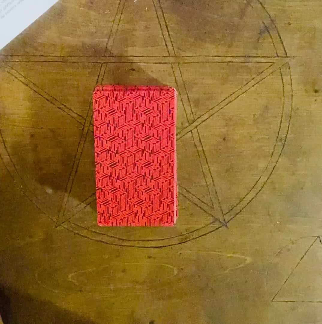 Став защита сознания. Руны для засыпания. Руны сны во время чисток. Руна для спокойного сна. Руны для сна.