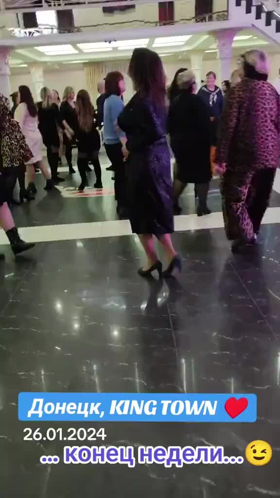 как сейчас живет донецк. как люди живут в донецке сейчас. как сейчас живет донецк. жизнь в донецке. проект будем жить донецк.