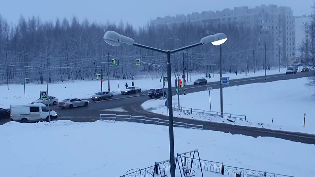 иван агапов актёр лысый. роль лаки сантанджело. демидыч севера. крестная дочь фильм 1998. лаки сантанджело фото.