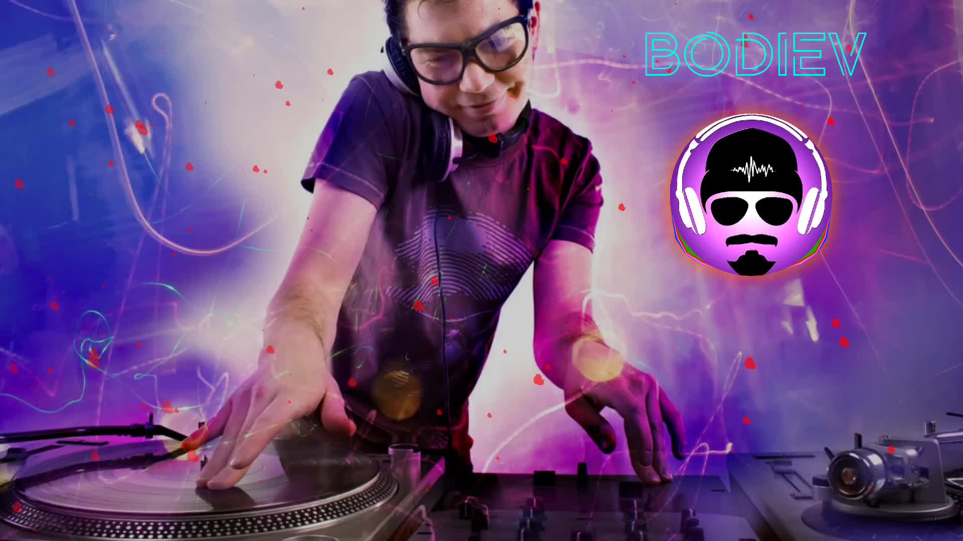 диджей армин. красивая девушка диджей. вертушка диджея. девушка в наушниках диджей. девушка диджей.