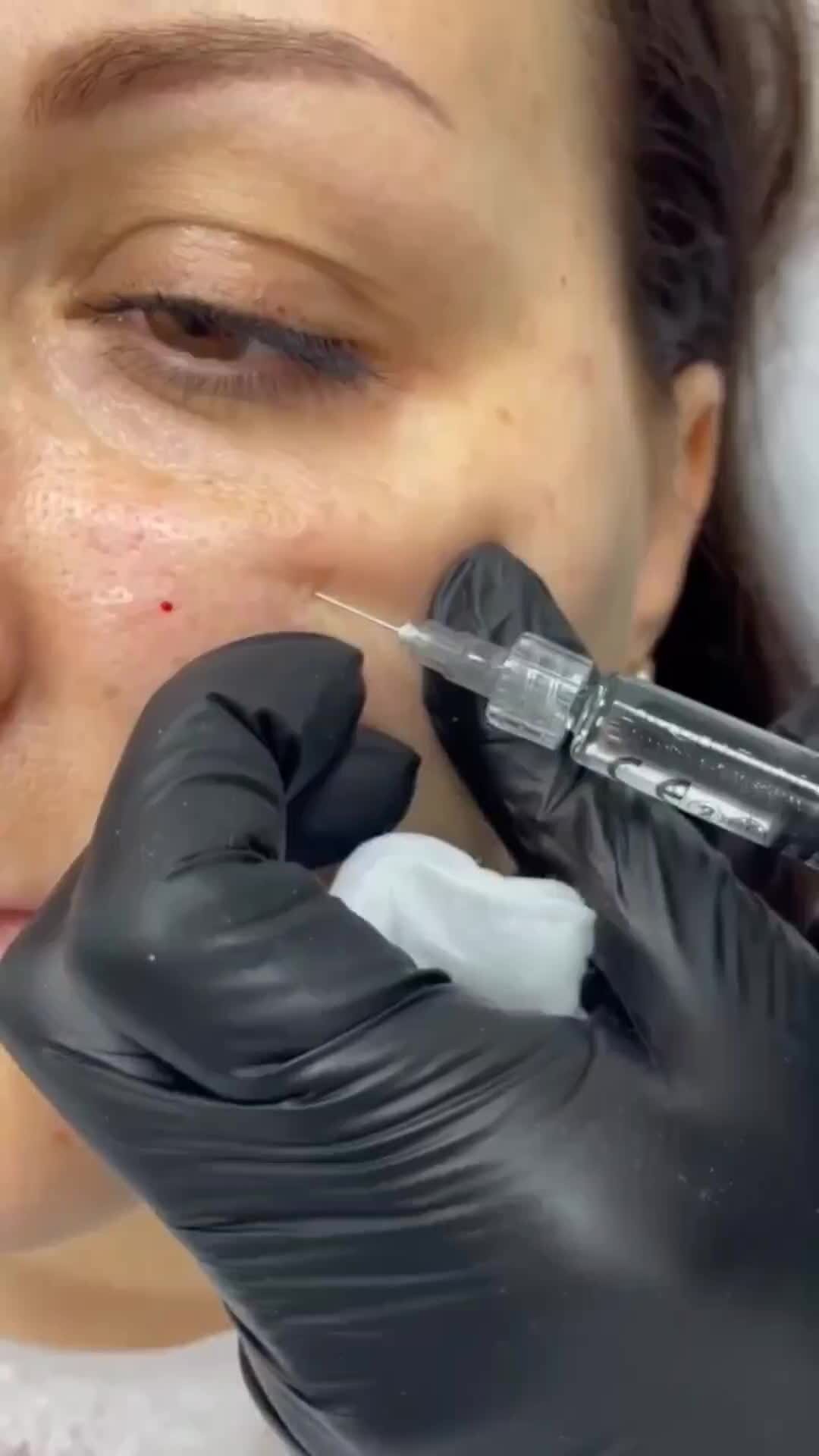 Земляной вал 53 клиника спортивной. 1. Особняк на усачева. Земляной вал 53 стр 17. Центр спортивной медицины земляной вал 53.