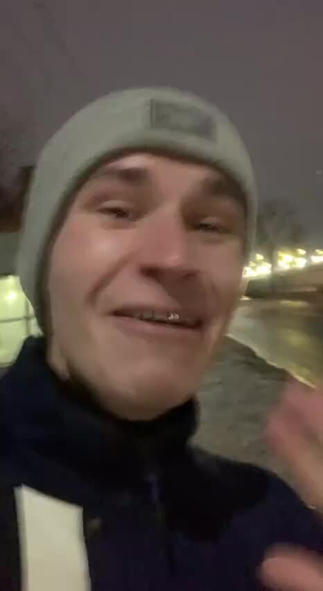 1 помогает. 1 помогает