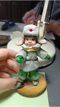 игрушки из фольги и ваты своими руками. игрушки из фольги и ваты своими руками. игрушки из ваты птицы. игрушки из ваты на проволочном каркасе. кролик из ваты елочная игрушка.