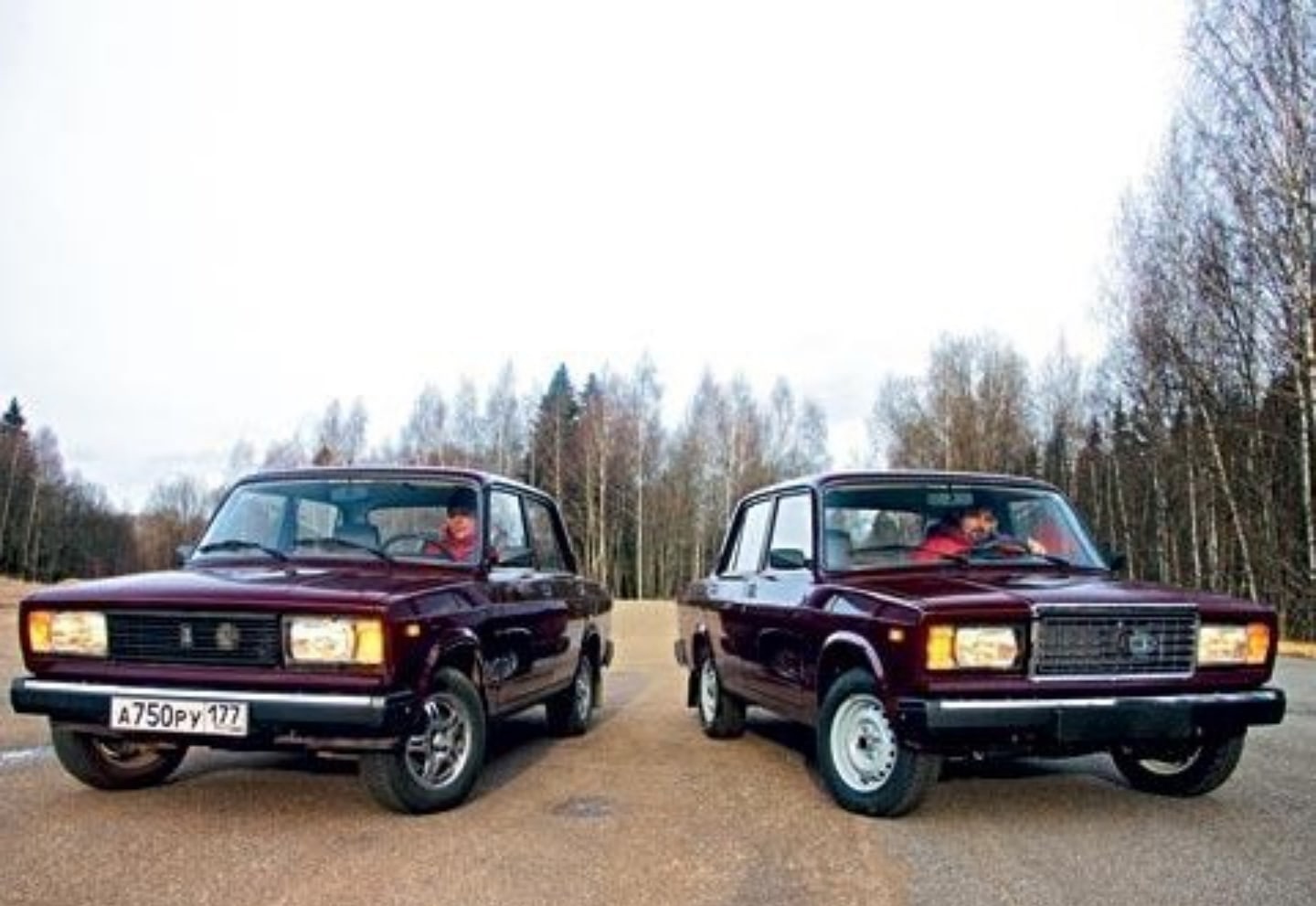 Ваз сравнения. ВАЗ 2105 И 2107. Лада 2107 и 2105. ВАЗ 2105 от 2107. ВАЗ 2107 2107