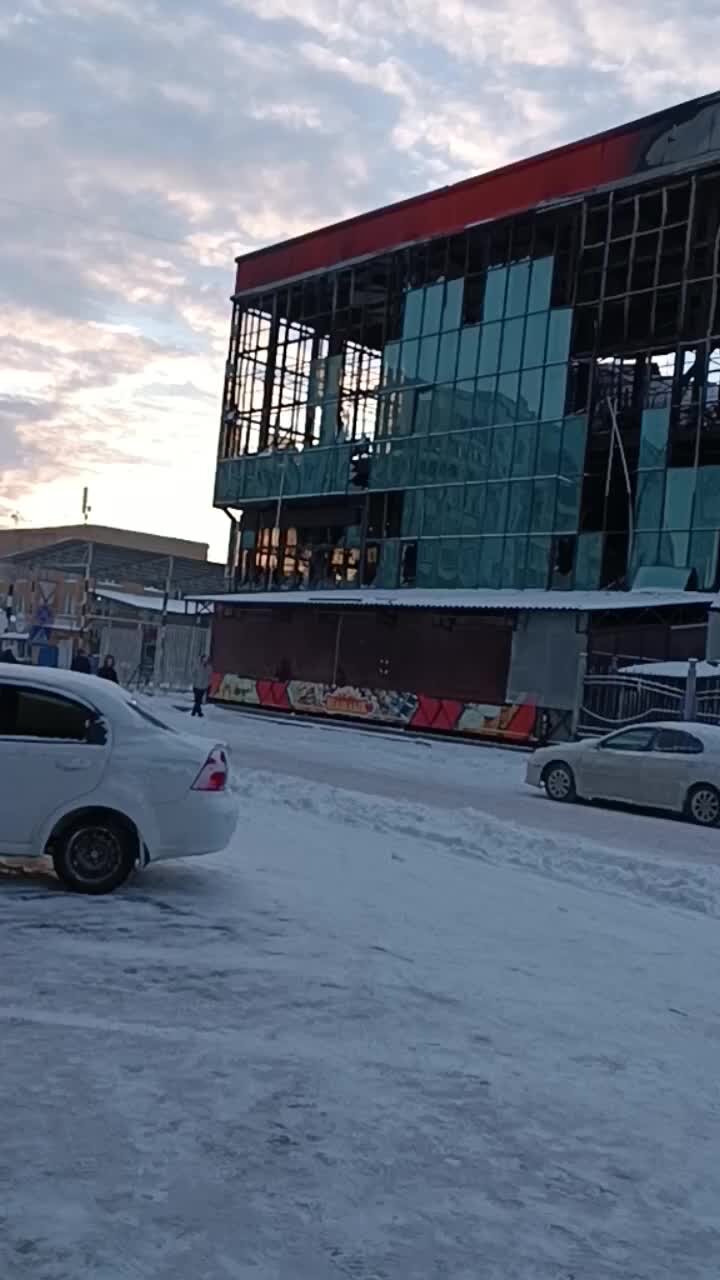 В 60 жизнь только начинается | Город Семей. 8 дней назад в нашем городе был  сильный пожар - сгорел Торговый центр Акшын. К счастью, жертв нет. Но около  тысячи предпринимателей остались без