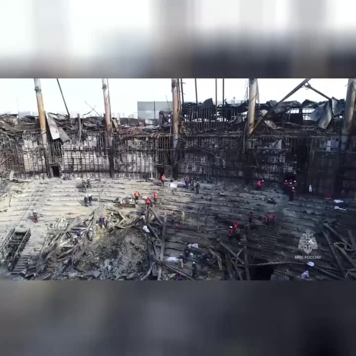 украинские военные. митинги в киеве сейчас. беженцы из мариуполя 2022. русский новости видео. флаг чечни ахмат.