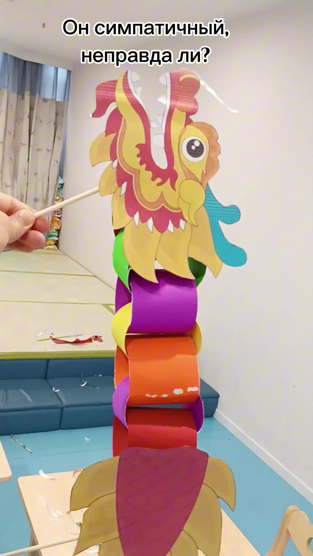 украшение воздушными шарами в стиле динозавров. фотозона дракон в детском саду. вечеринка в стиле драконов. фотозона своими руками дракон. динозавр для фотозоны.