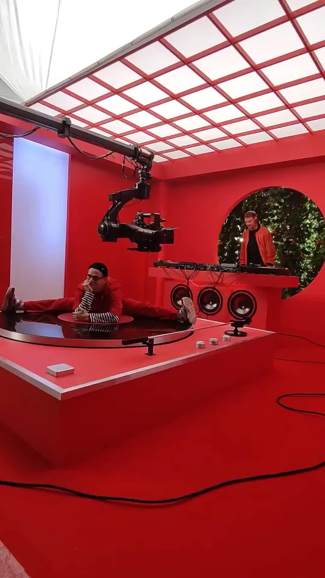 Дж смэш новогодняя песня