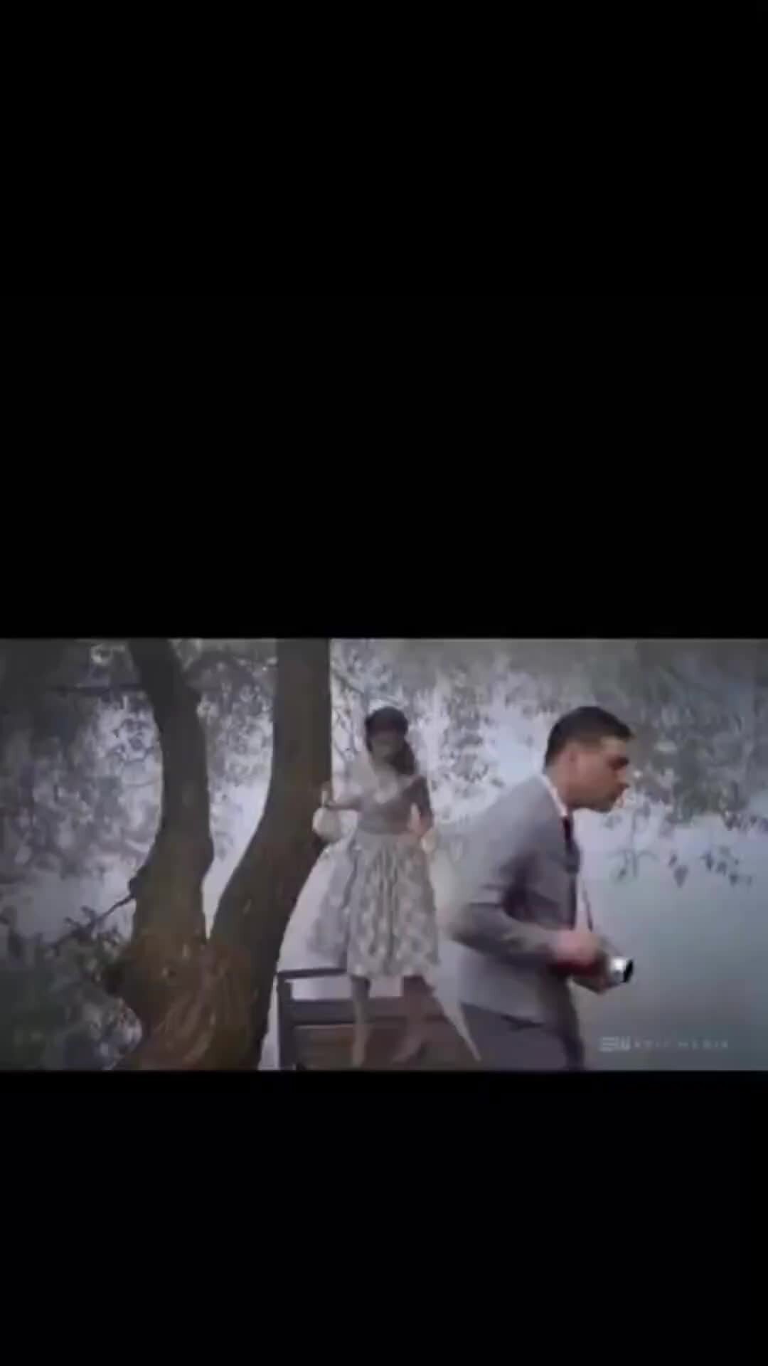 песня фоткай. фотосессия с гитарой девушка. девушка с электрогитарой. закат исполнитель. песня фоткай.