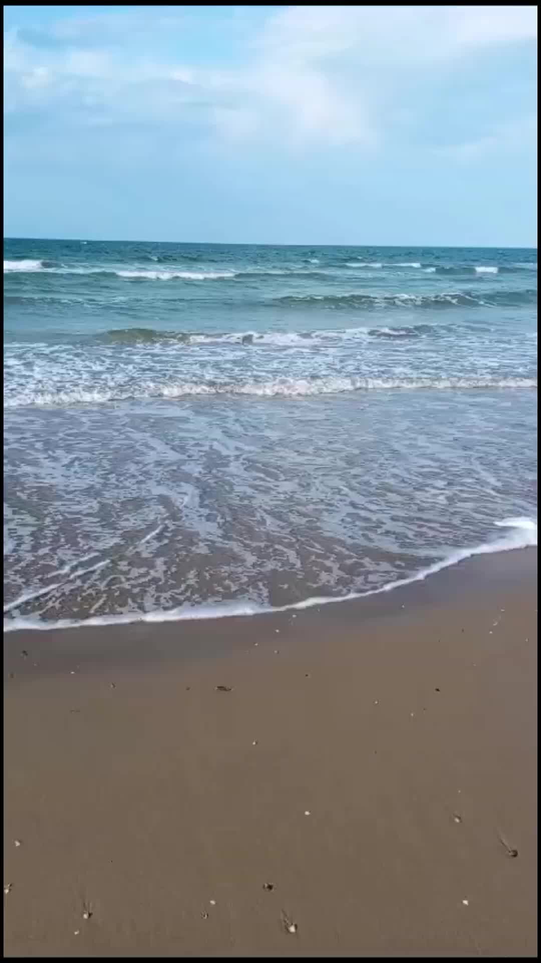 Море волны шум прибоя. Лучше звук моря. Звук море звук моря. Шум морского прибоя. Морской прибой анапа.