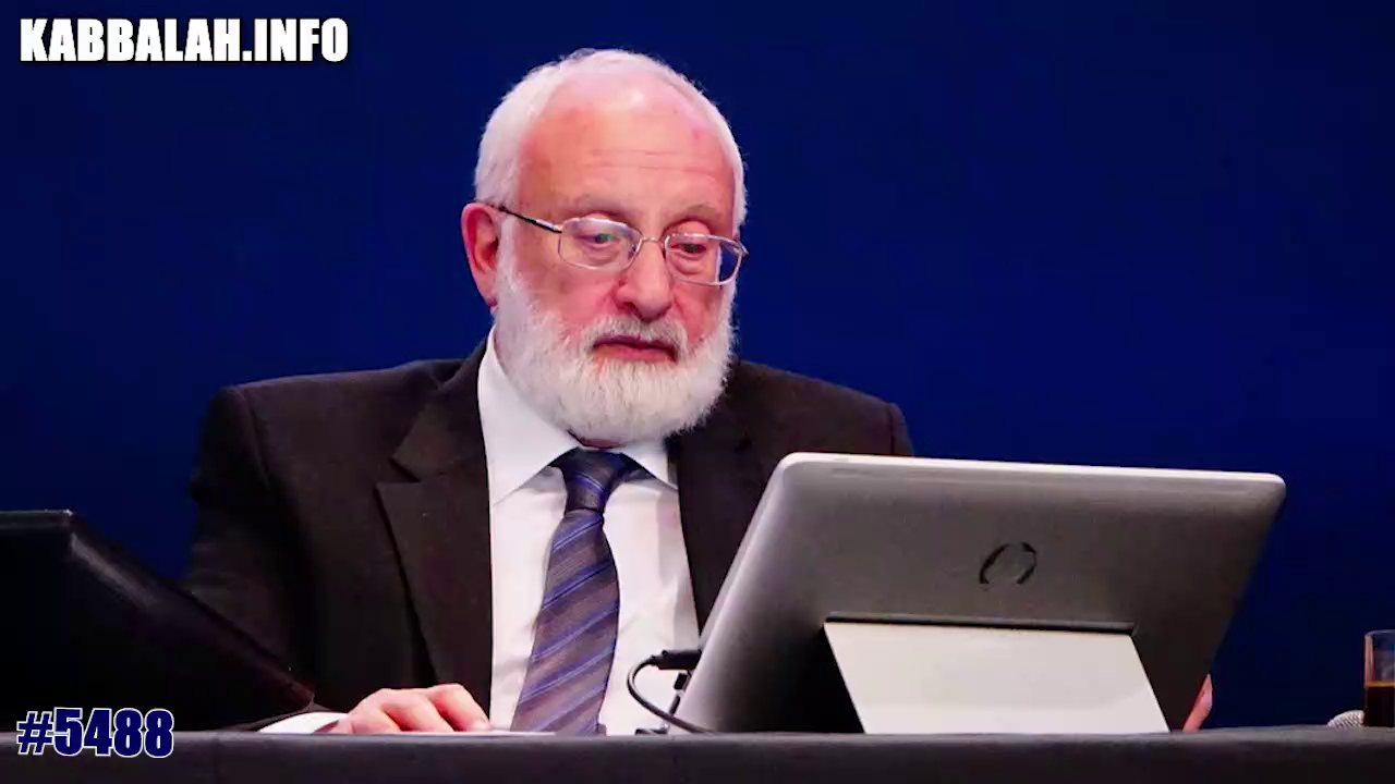 Жди каждый день как маленькое чудо. Начни утро с чистого листа. Статусы про новую жизнь с чистого листа. Каждый день чистый лист. Чистый лист.