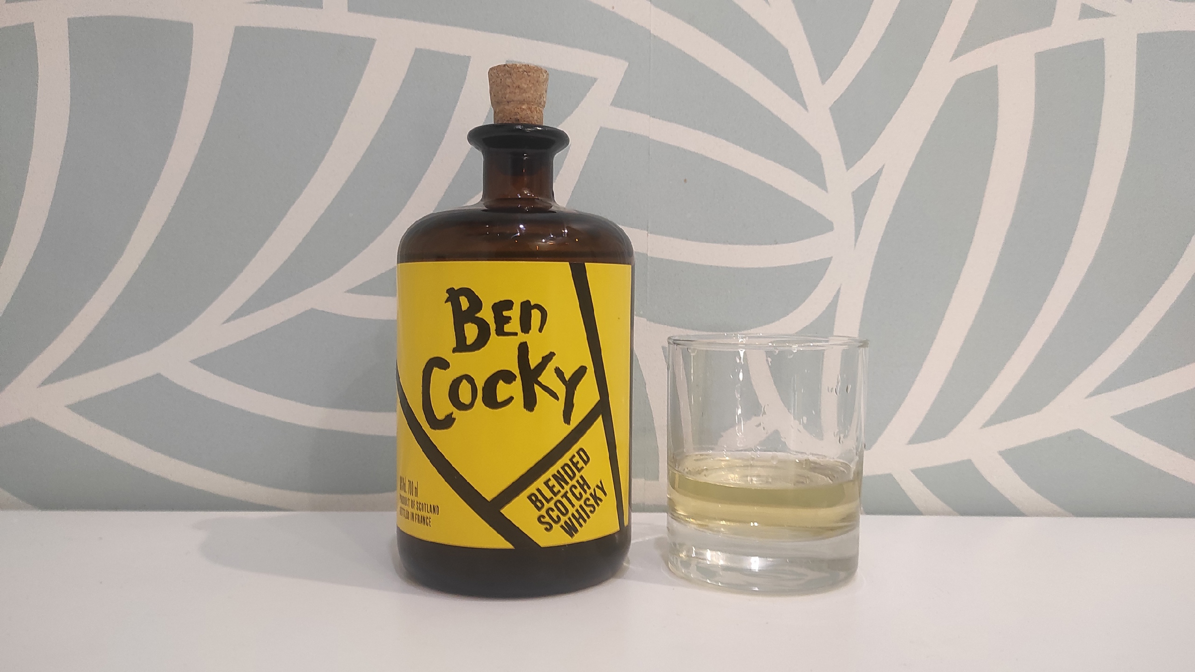 Виски нобл стаг 0.7. Royal glenvart виски. Виски Нобл стаг. Виски Noble Stag Spiced. Виски Нобл стаг Спайсед