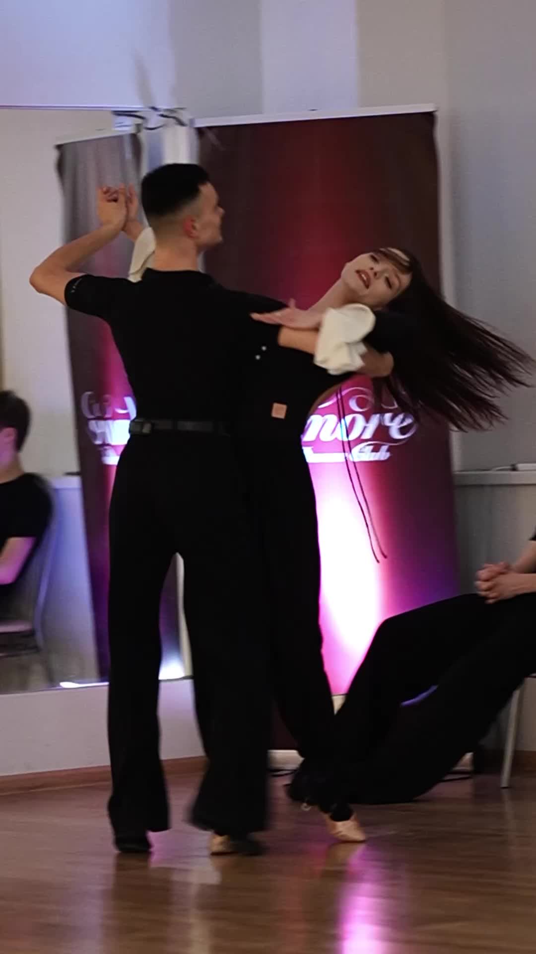 Танго аргентино. Танго аргентинское кальгада. Танец данс. Современные танцы пара. Современные танцы.