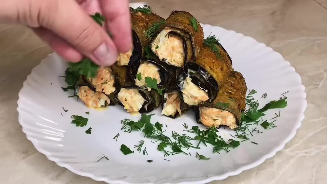 Ничё себе картинки. За уши не оттащишь. Школьник плачет. Самая длинаясобака. За уши не оттащишь.