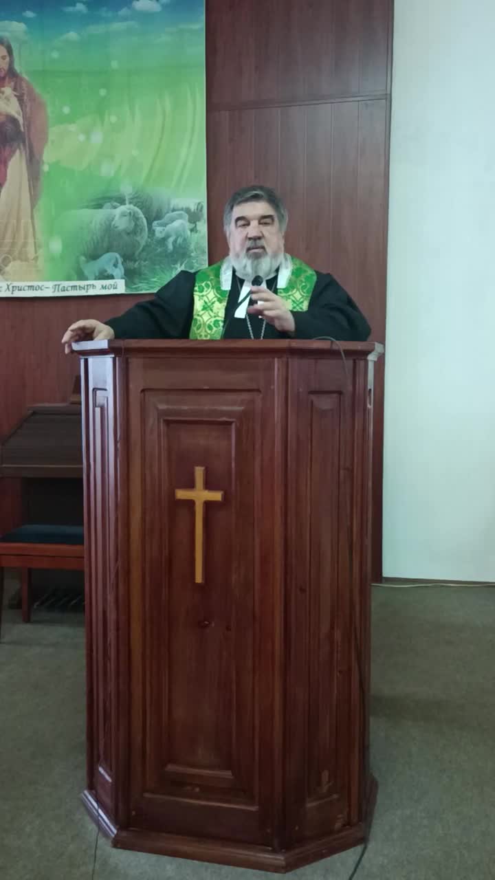 икона распятие иисуса христа. изображение иисуса христа. божественные картины. господь и человек. варвара и екатерина икона.